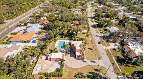 7810 Senrab Drive Bradenton FL 34209