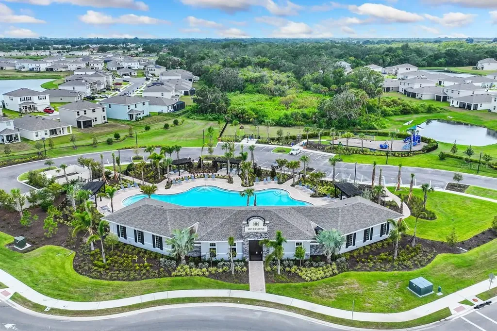 5740 Silver Moonlight Drive Palmetto FL 34221