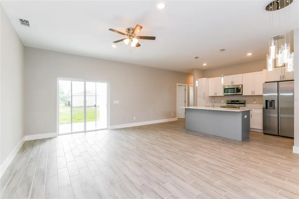 263 Gladiola Court Kissimmee FL 34759