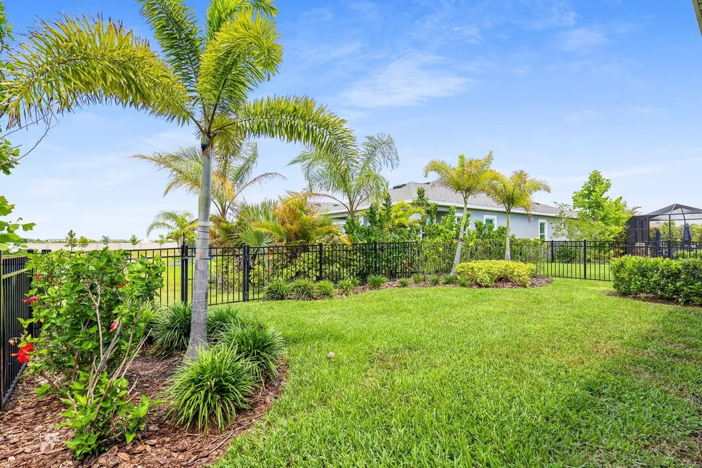 6168 Golden Nettle Drive Apollo Beach FL 33572