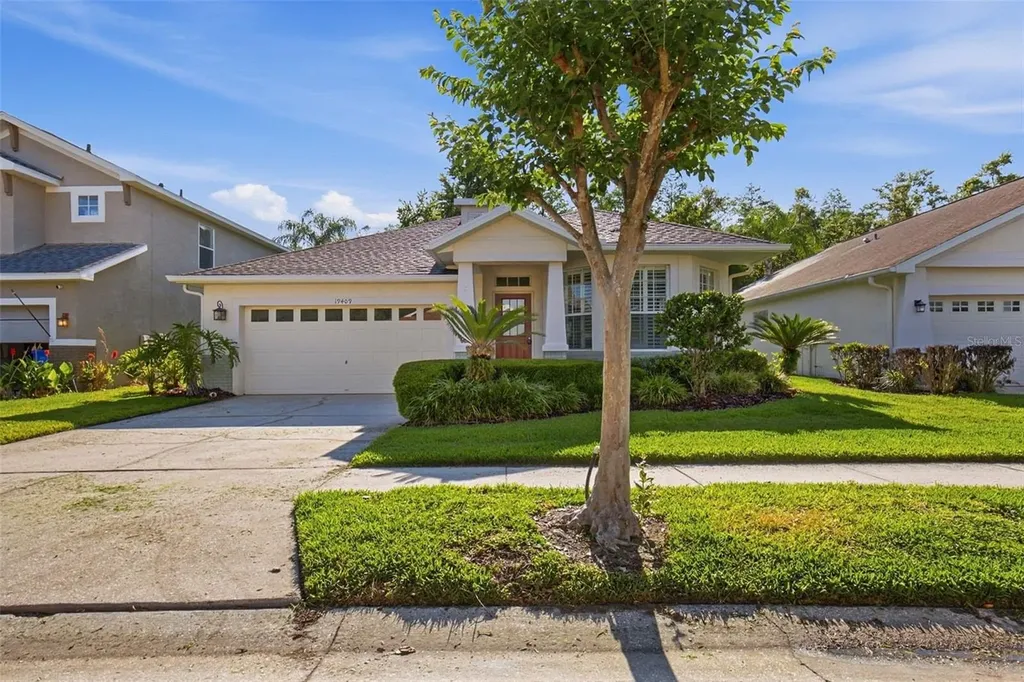 19409 Melody Fair Place Lutz FL 33558