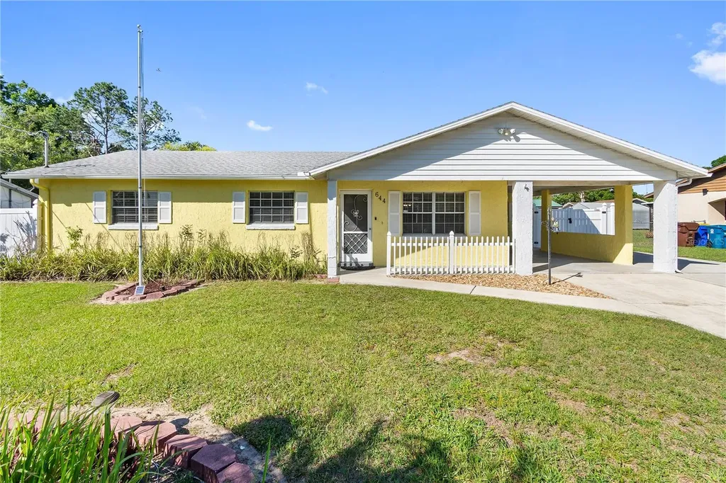 644 E Central Avenue Eagle Lake FL 33839