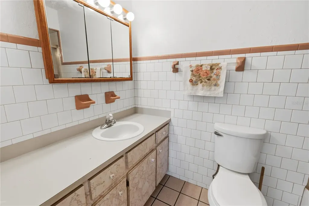 644 E Central Avenue Eagle Lake FL 33839