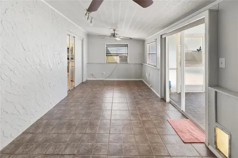 644 E Central Avenue Eagle Lake FL 33839