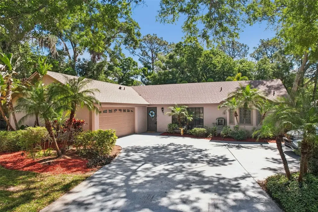 8315 Terracewood Circle Tampa FL 33615