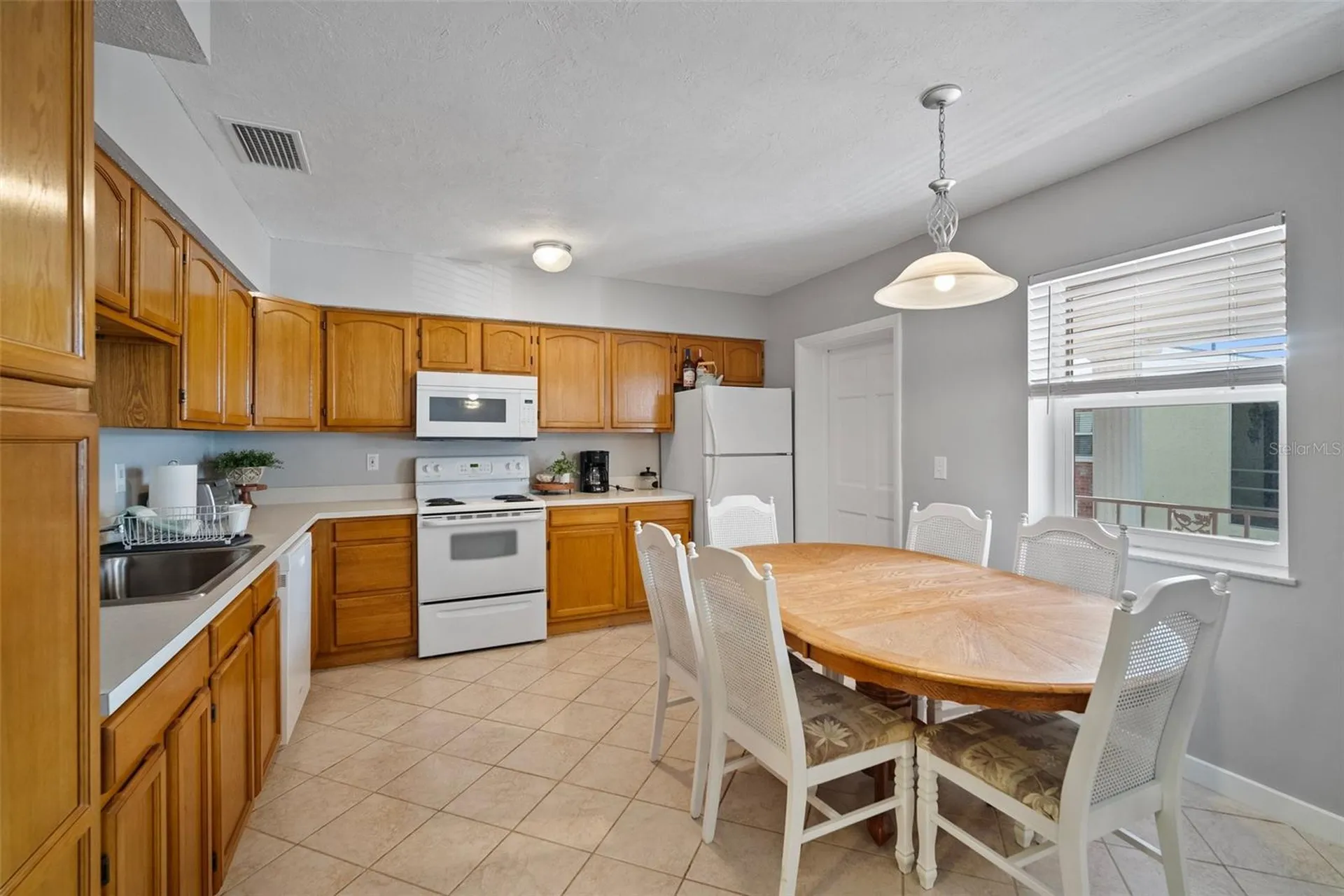 380 Base Avenue E Venice FL 34285