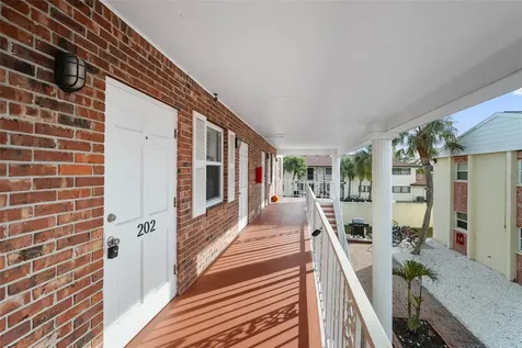 380 Base Avenue E Venice FL 34285