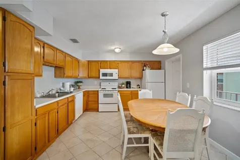 380 Base Avenue E Venice FL 34285