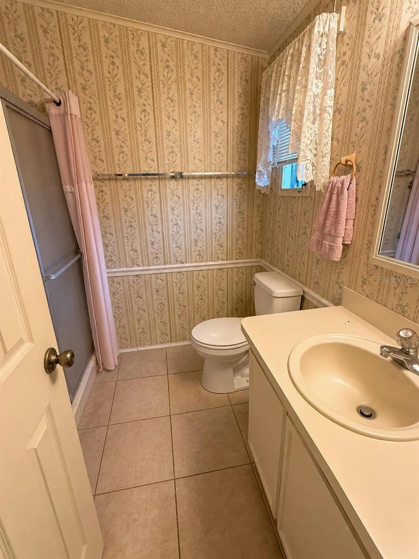 1820 W Schwartz Boulevard Lady Lake FL 32159