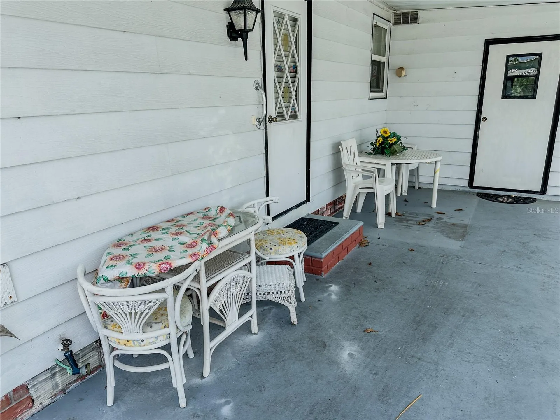 1820 W Schwartz Boulevard Lady Lake FL 32159