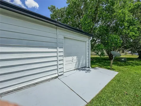 1820 W Schwartz Boulevard Lady Lake FL 32159