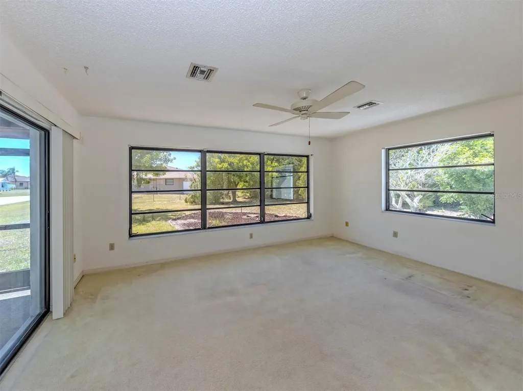 6527 Whelan Street Englewood FL 34224