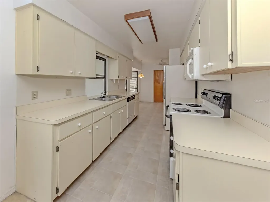 6527 Whelan Street Englewood FL 34224