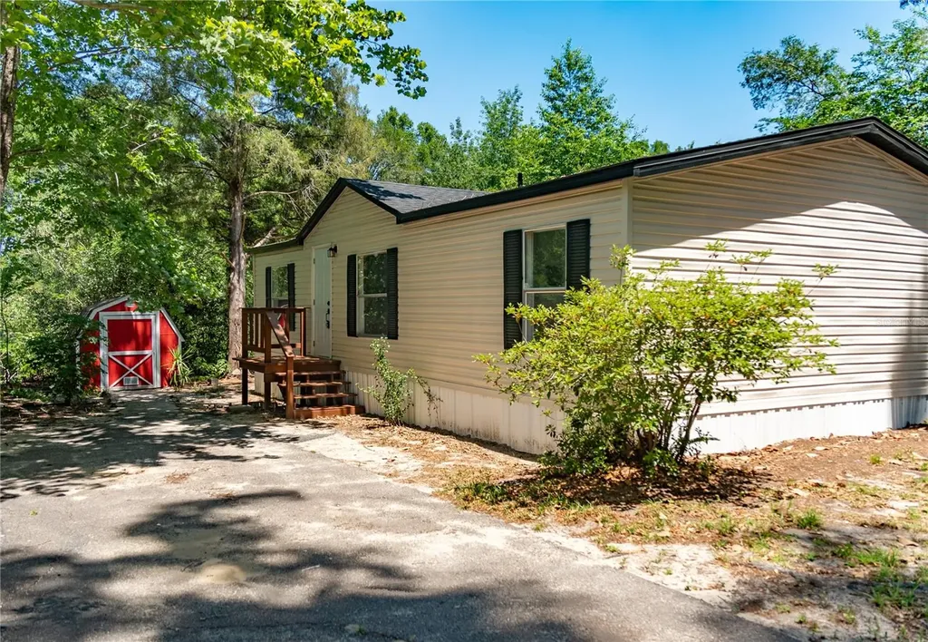 1809 NE 162nd Street Citra FL 32113