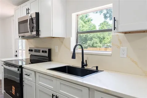 1809 NE 162nd Street Citra FL 32113