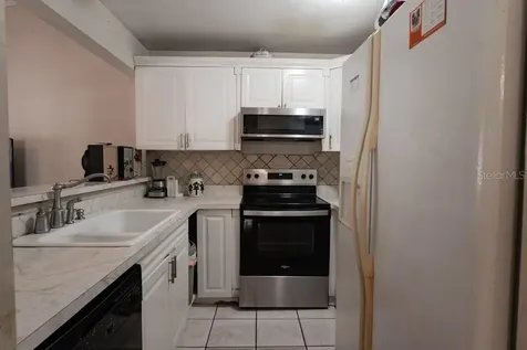 7104 Blue Earth Court Orlando FL 32818