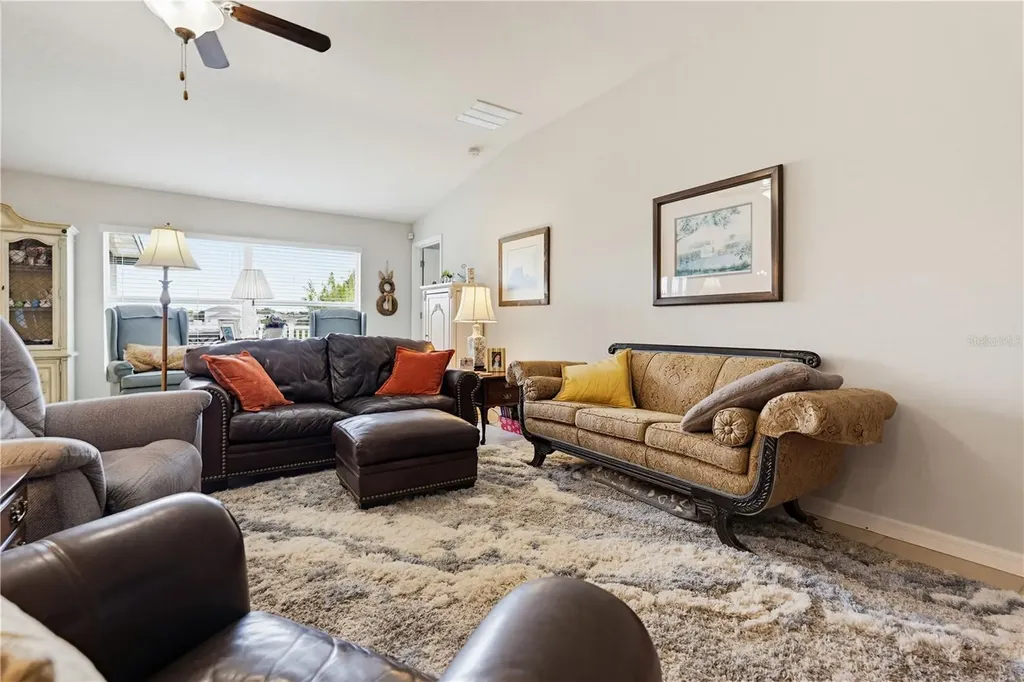 2202 4th Street SW Ruskin FL 33570