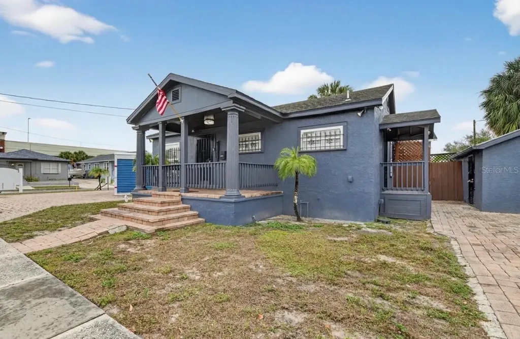 1305 N Armenia Avenue Tampa FL 33607