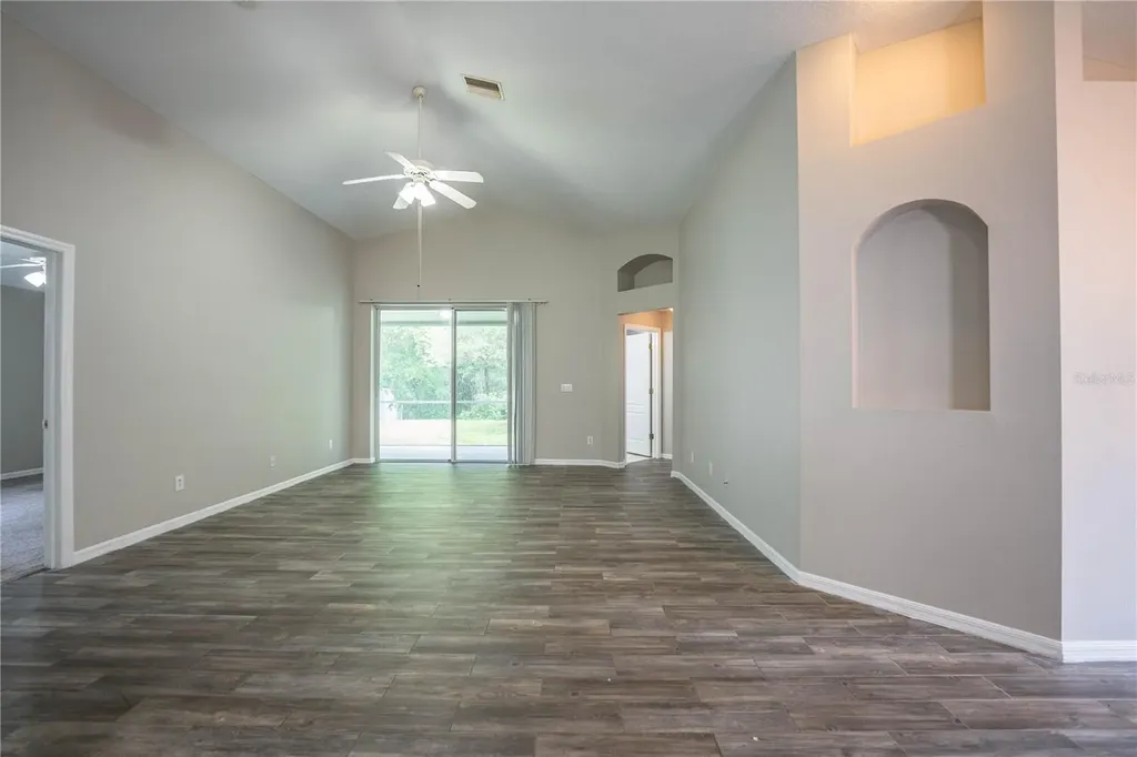 10458 Lucaya Drive Tampa FL 33647