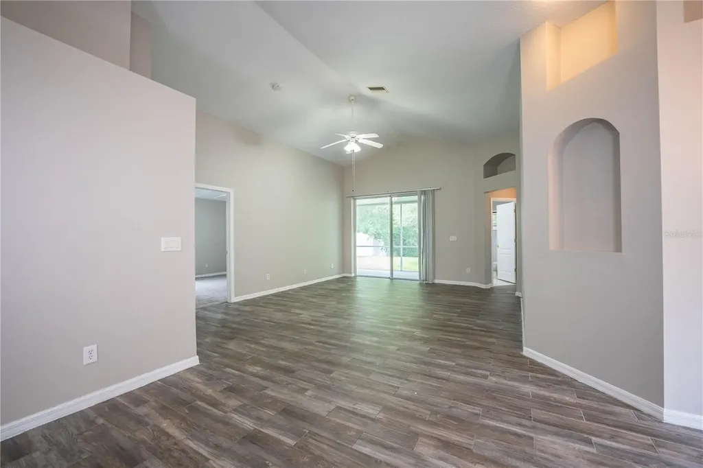 10458 Lucaya Drive Tampa FL 33647