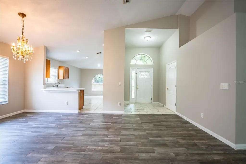 10458 Lucaya Drive Tampa FL 33647