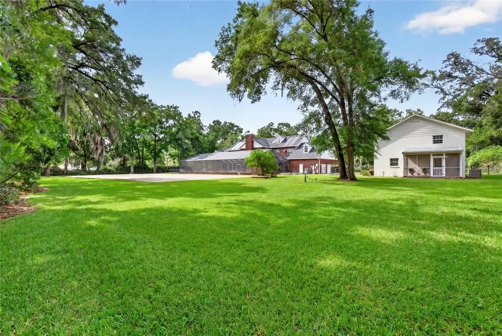 4940 E Fort King Street Ocala FL 34470