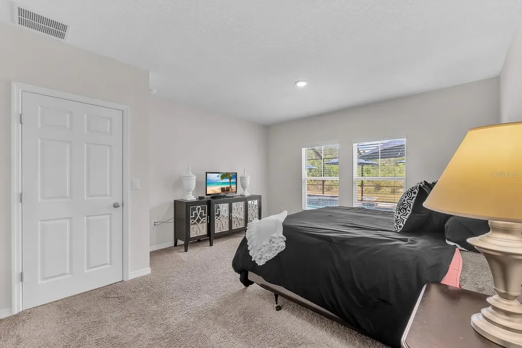12952 Wellspring Drive Lithia FL 33547