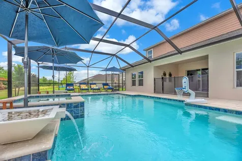12952 Wellspring Drive Lithia FL 33547