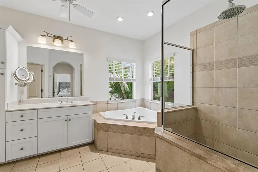 3303 W Fielder Street Tampa FL 33611