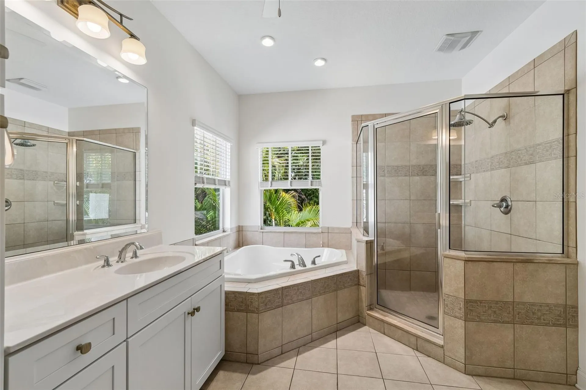 3303 W Fielder Street Tampa FL 33611