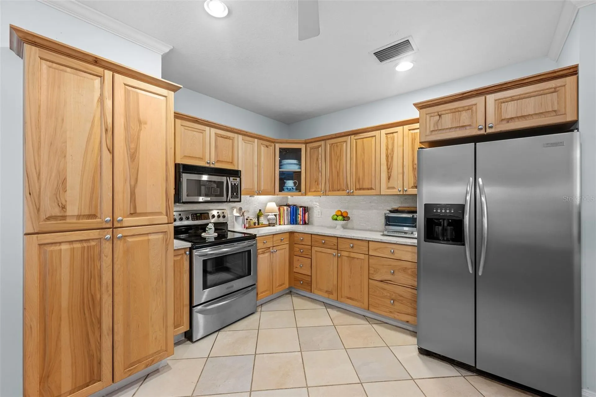 3217 W Bay Avenue Tampa FL 33611