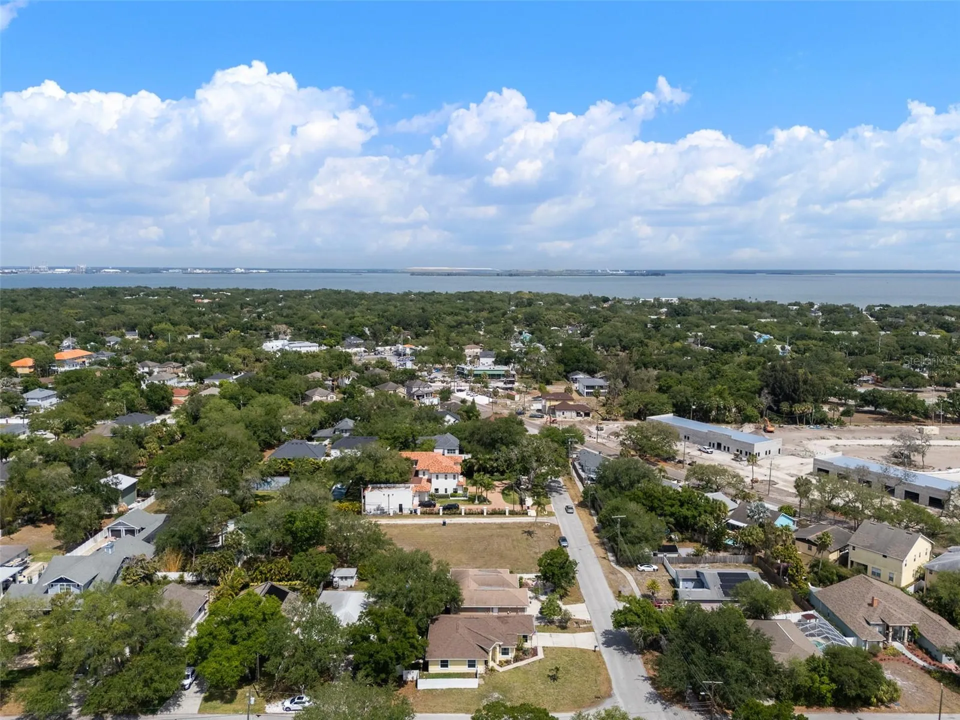 3217 W Bay Avenue Tampa FL 33611