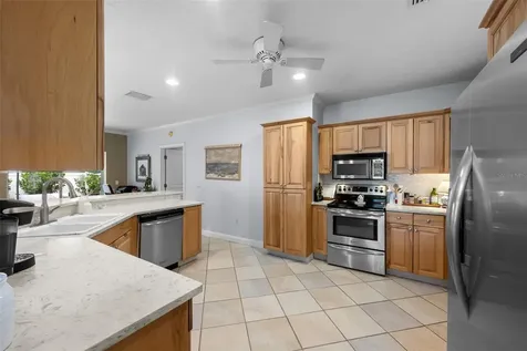 3217 W Bay Avenue Tampa FL 33611