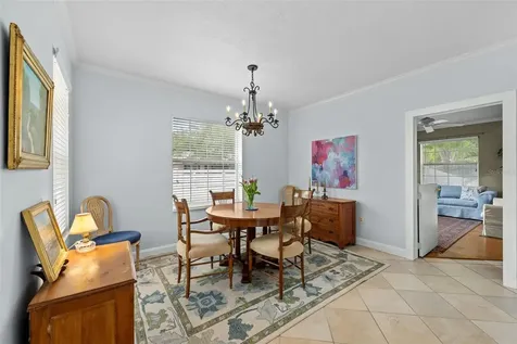 3217 W Bay Avenue Tampa FL 33611