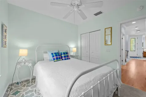 3217 W Bay Avenue Tampa FL 33611