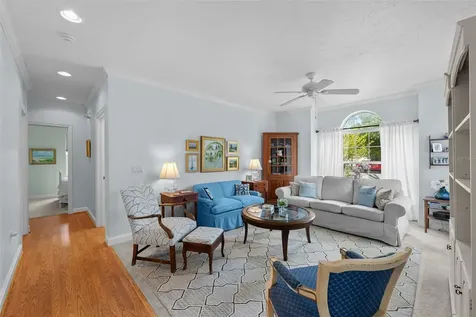 3217 W Bay Avenue Tampa FL 33611