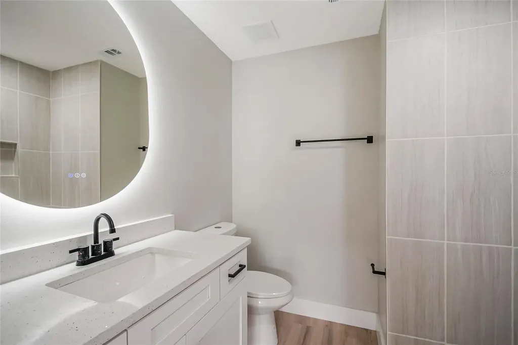 8742 Brackenwood Drive Orlando FL 32829