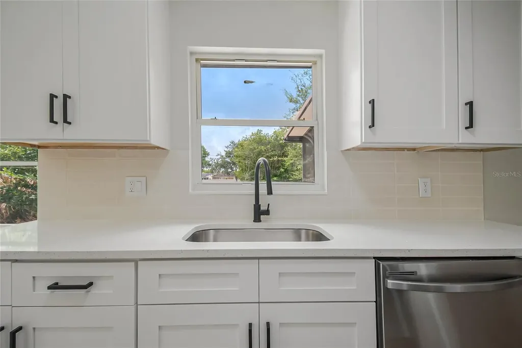 8742 Brackenwood Drive Orlando FL 32829