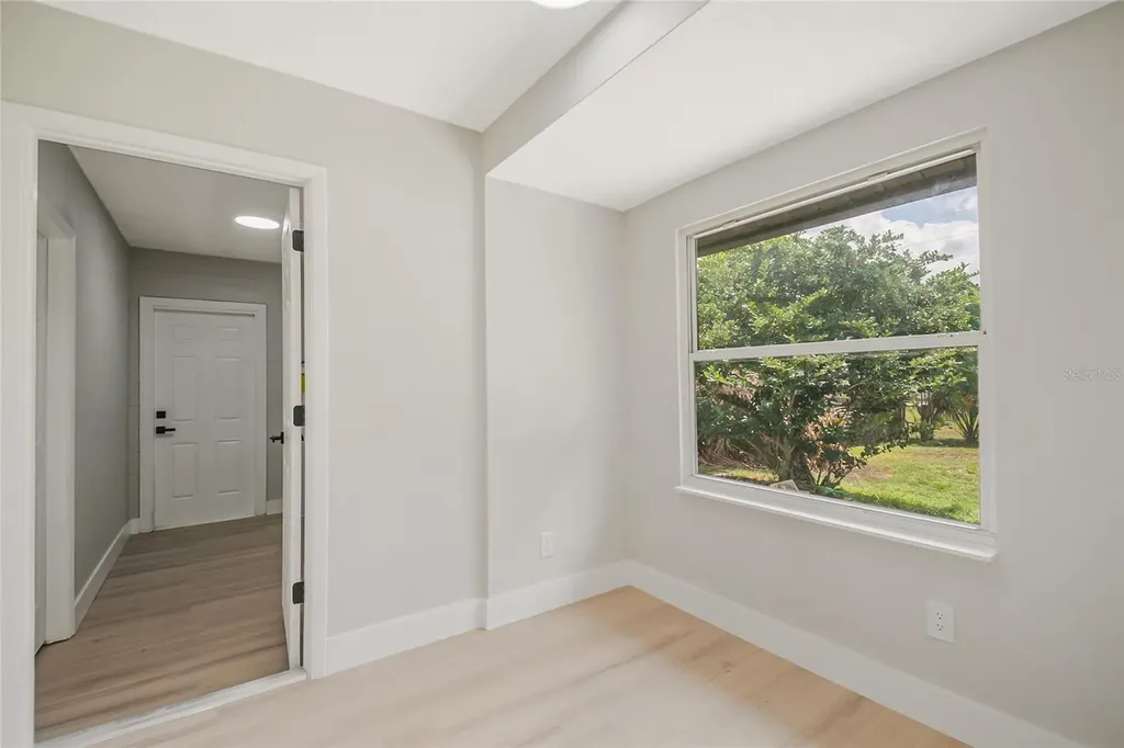 8742 Brackenwood Drive Orlando FL 32829