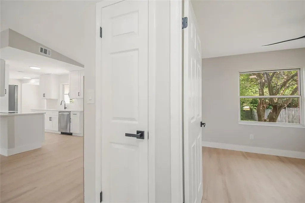 8742 Brackenwood Drive Orlando FL 32829