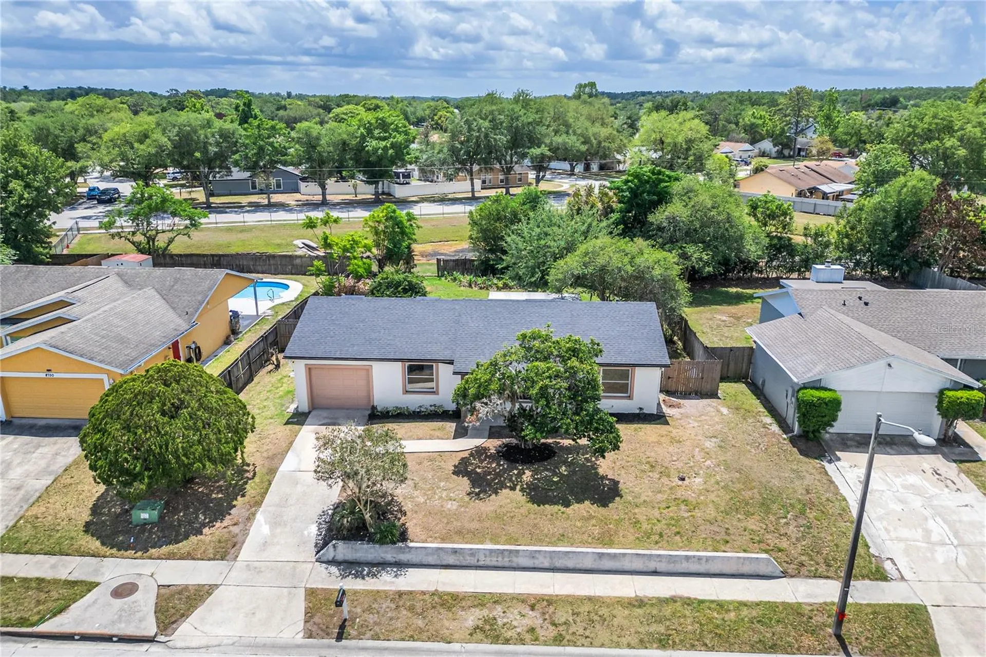 8742 Brackenwood Drive Orlando FL 32829