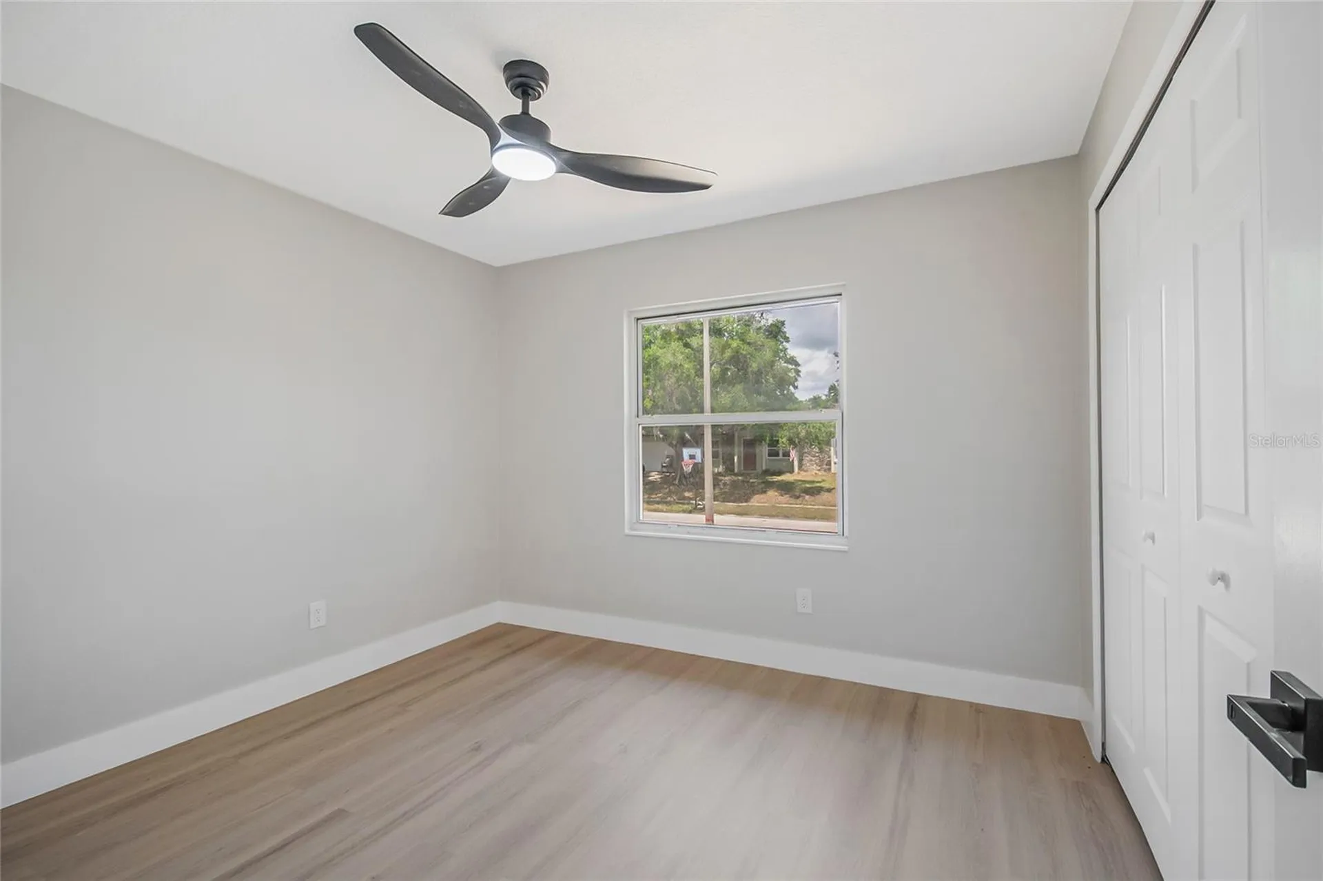 8742 Brackenwood Drive Orlando FL 32829