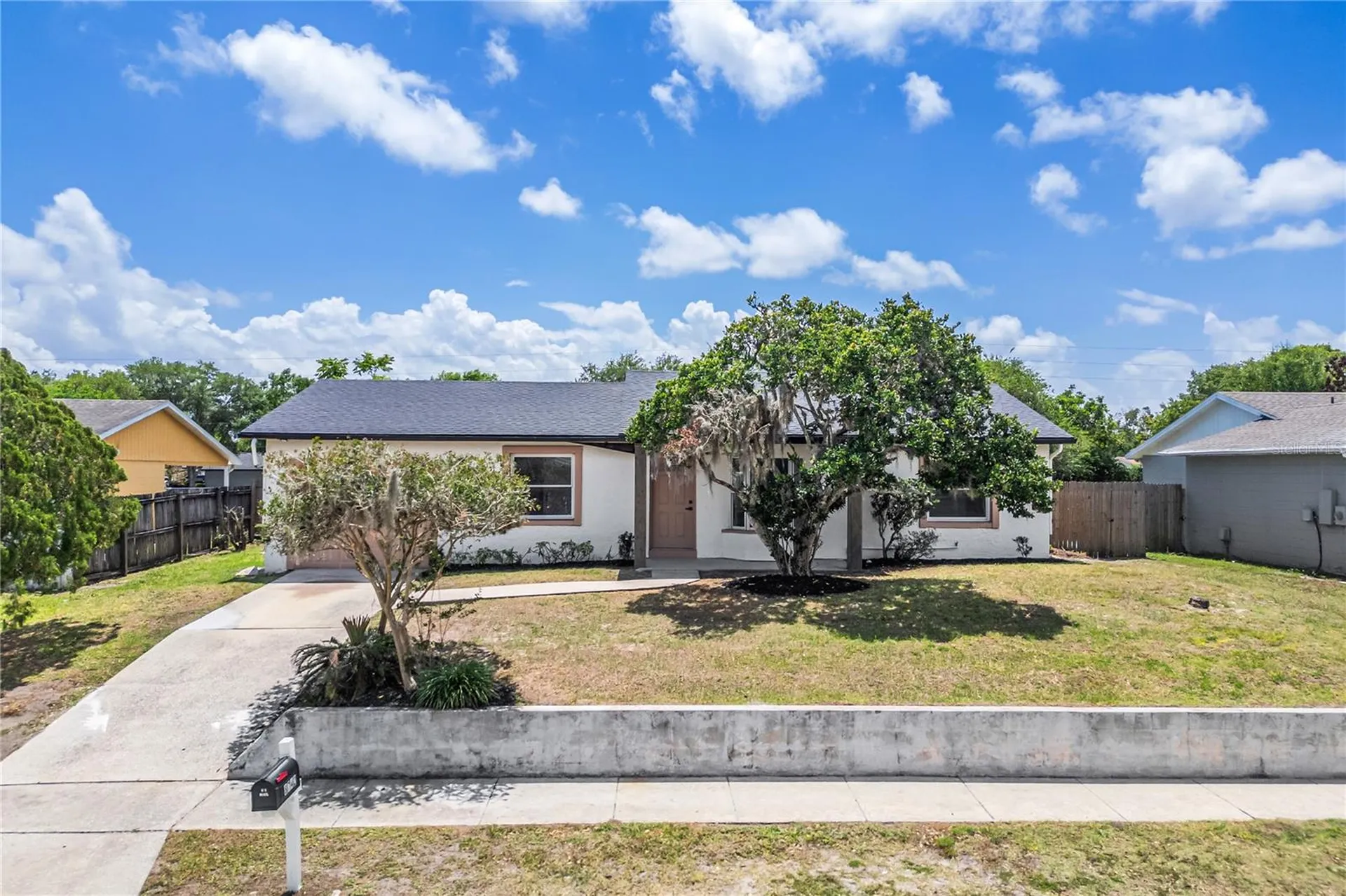 8742 Brackenwood Drive Orlando FL 32829