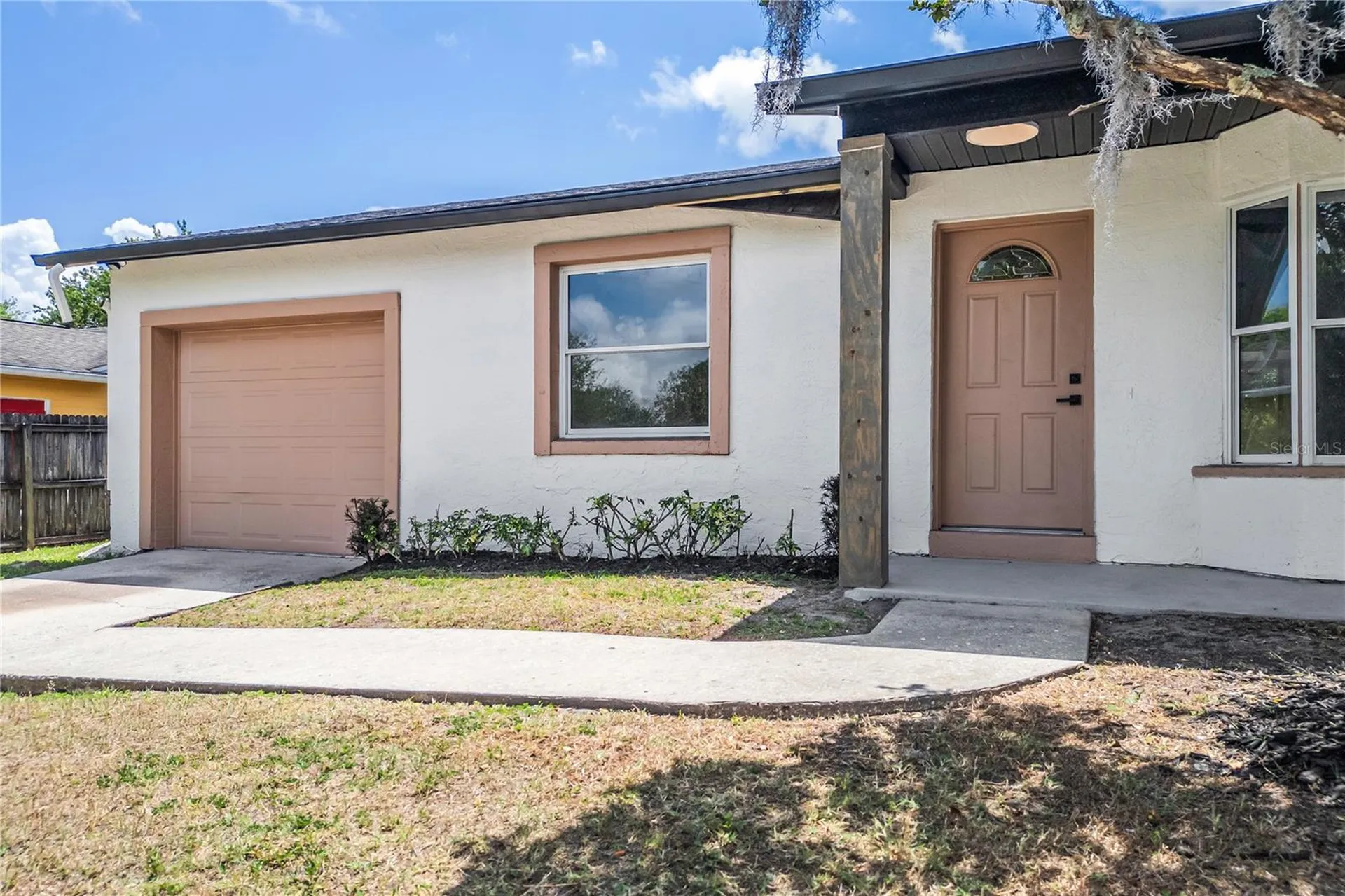 8742 Brackenwood Drive Orlando FL 32829