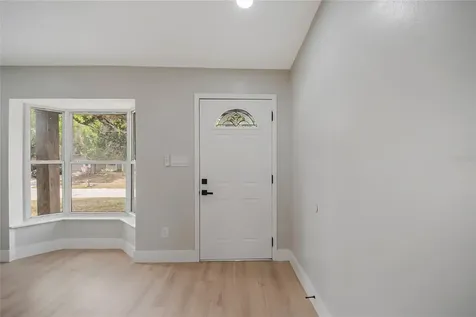 8742 Brackenwood Drive Orlando FL 32829