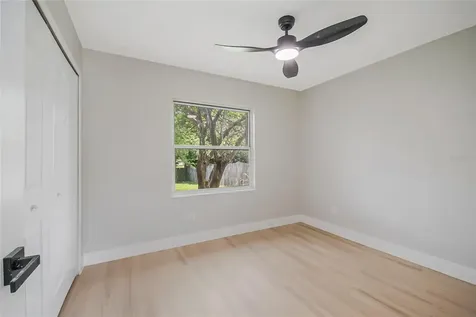 8742 Brackenwood Drive Orlando FL 32829