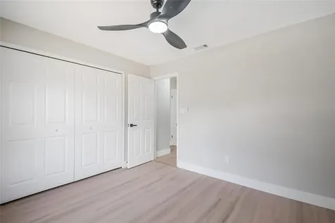 8742 Brackenwood Drive Orlando FL 32829