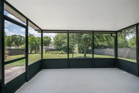 8742 Brackenwood Drive Orlando FL 32829