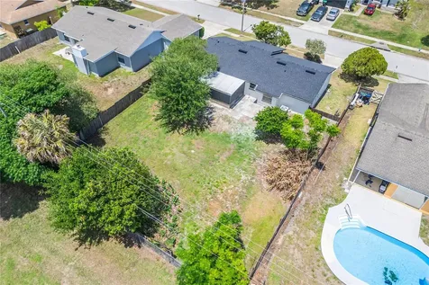 8742 Brackenwood Drive Orlando FL 32829