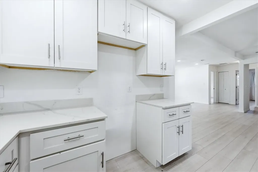 2901 Poplar Street Sarasota FL 34237